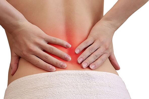 отразена болка в гърба при гръдна остеохондроза